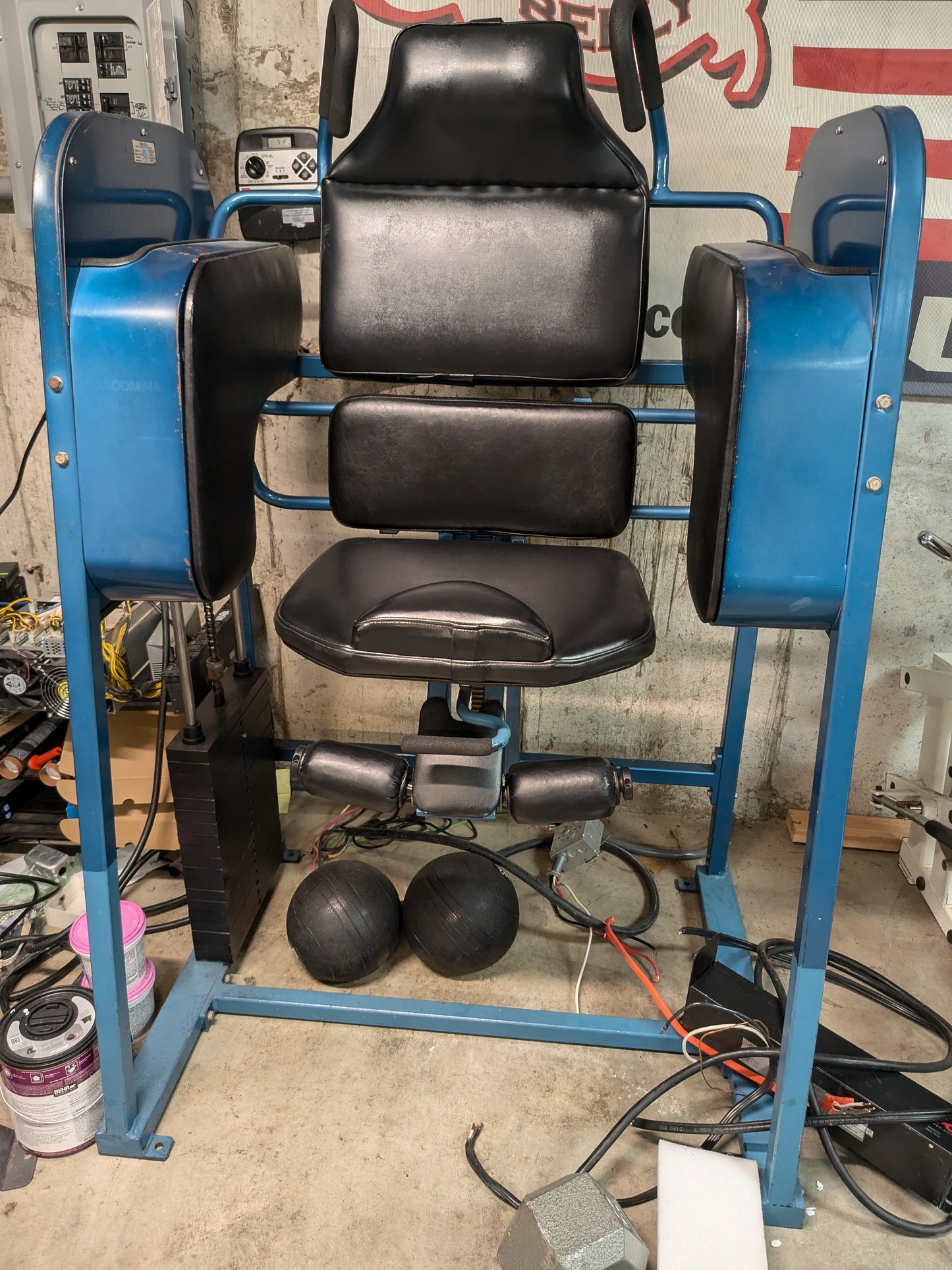 Nautilus 1st Gen Ab Clamshell Machine