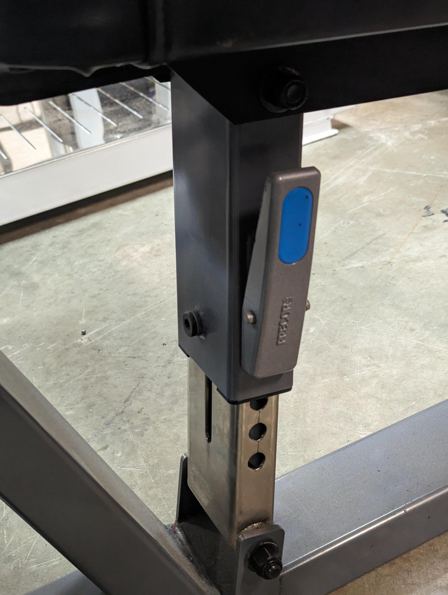 Precor FLT540 Bench Press